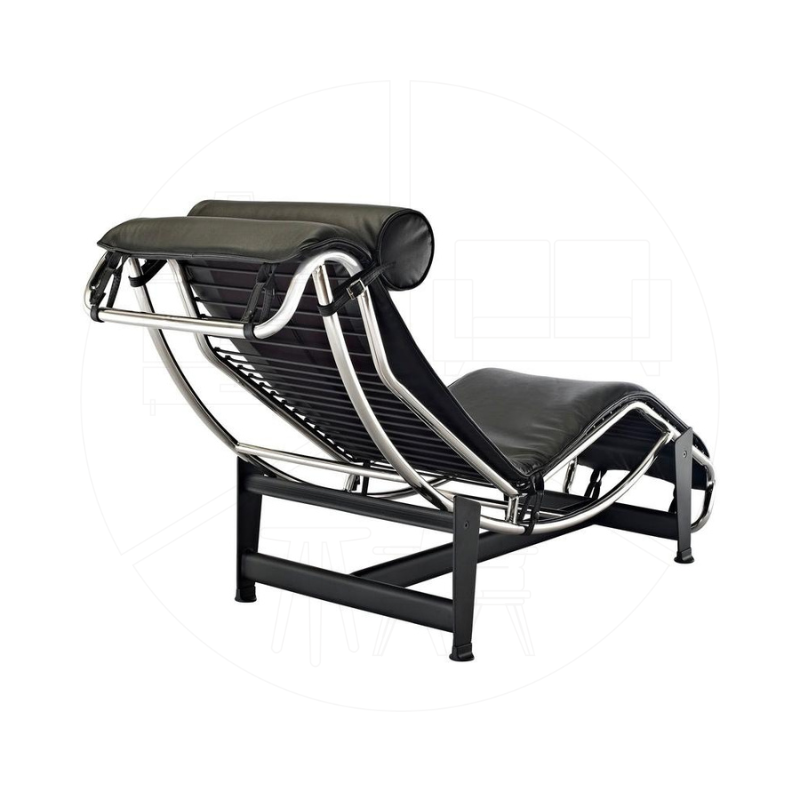 black-chaise